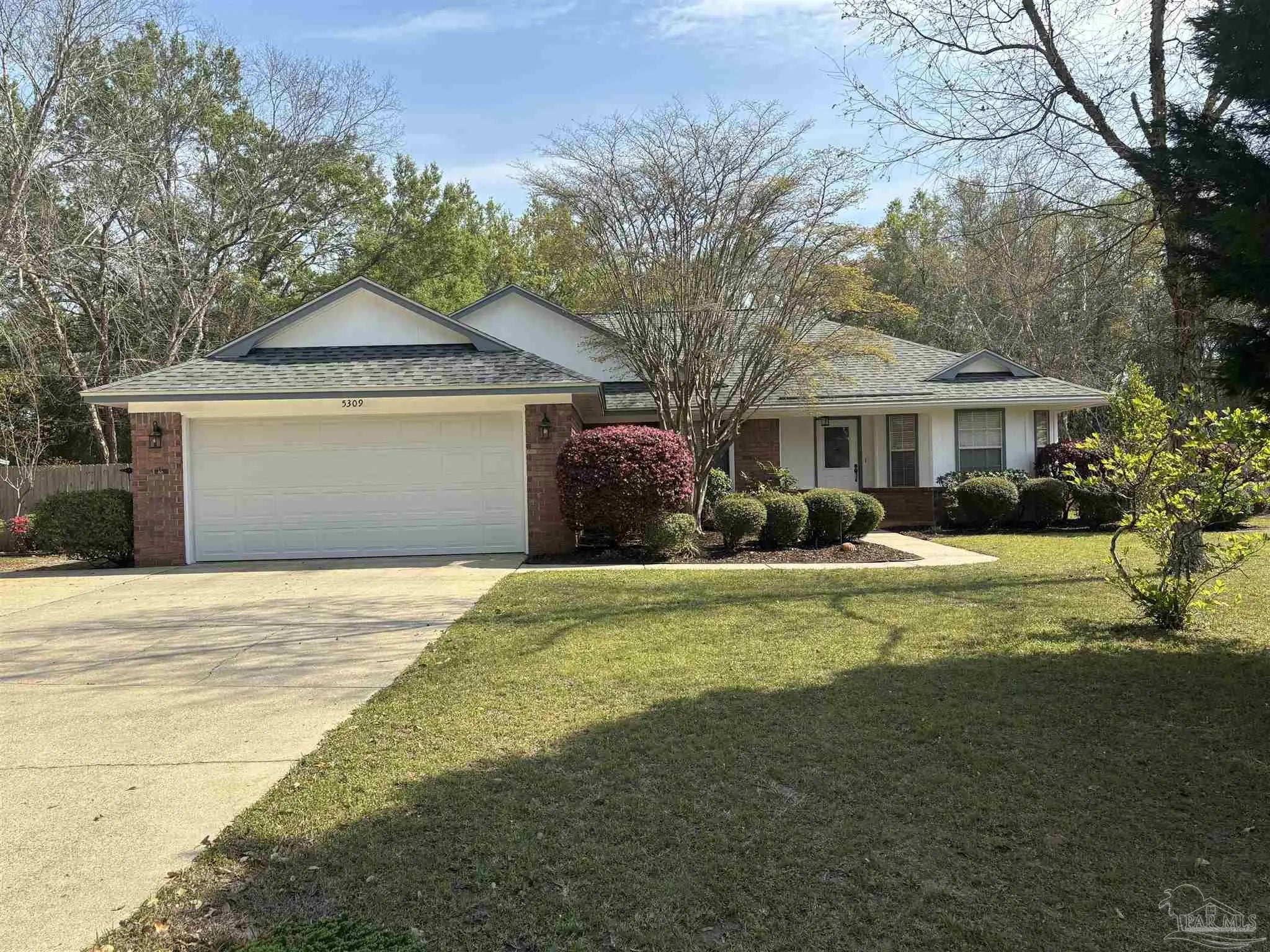 Photo of Listing #679779