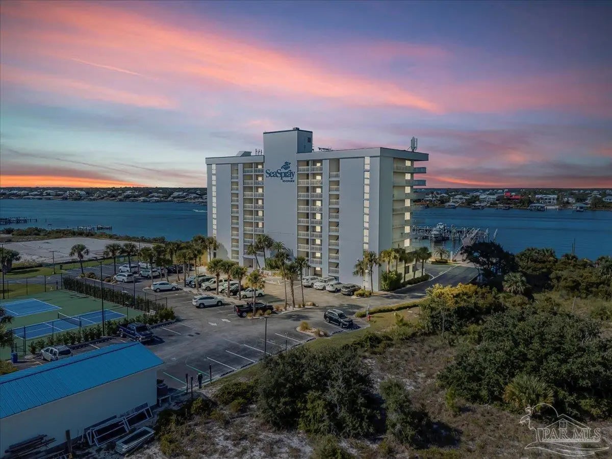 Photo of Listing #672392