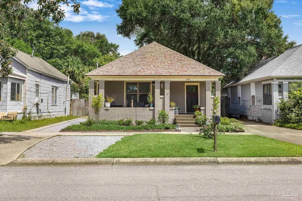 1304 E Strong St, Pensacola