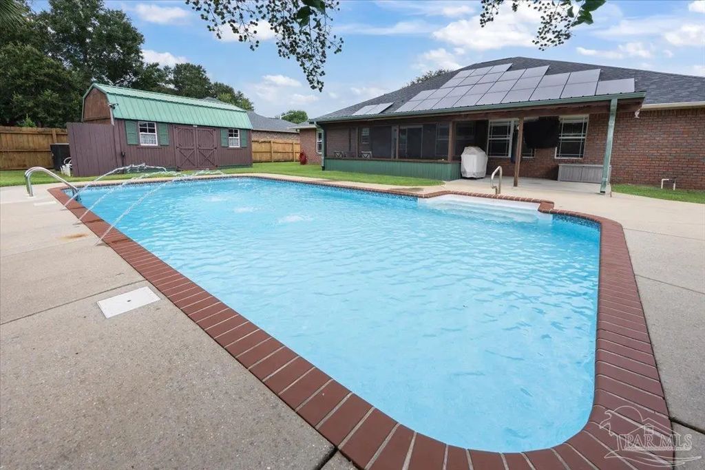 5468 Covered Bridge Ln, Pace