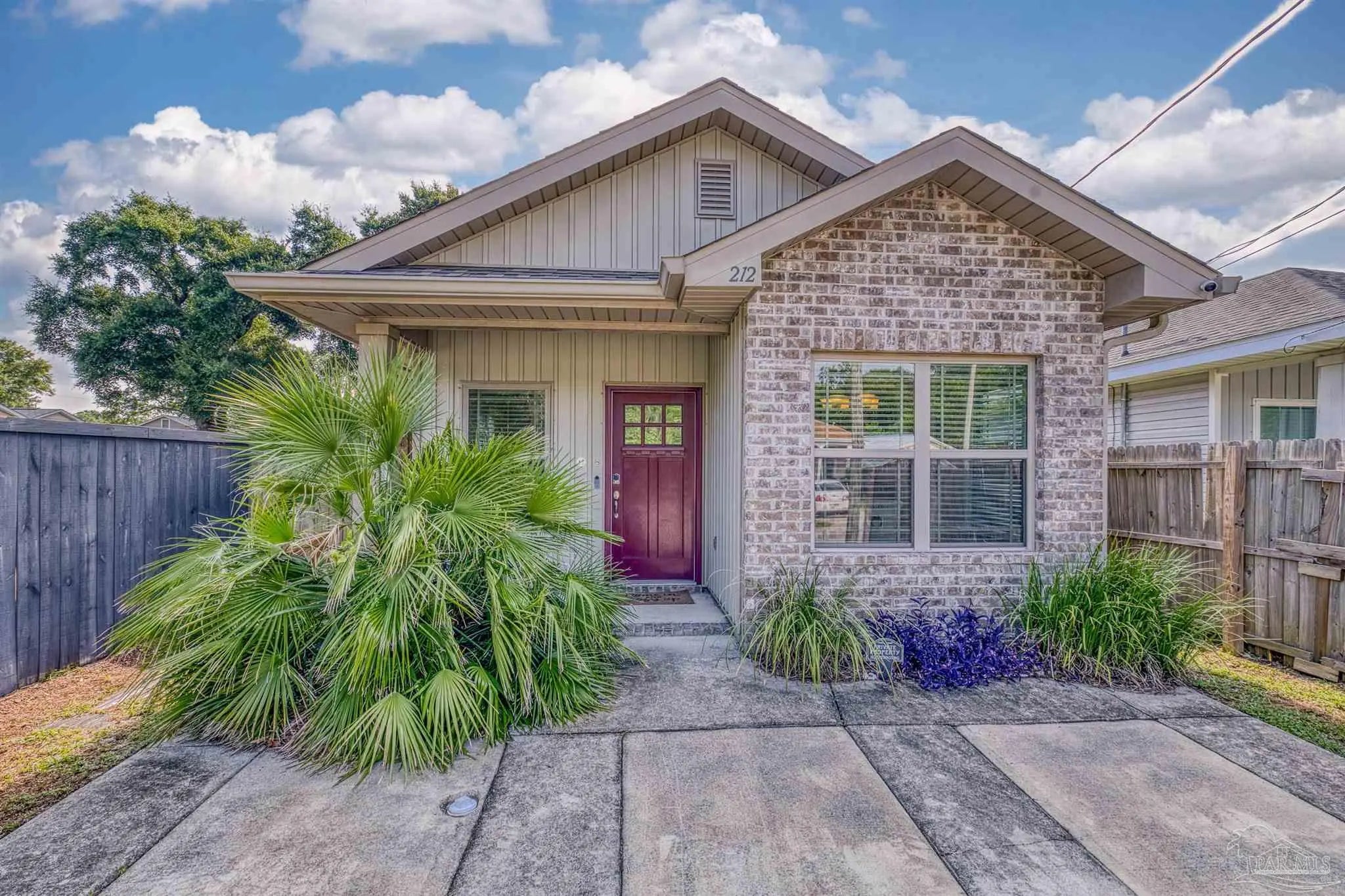 Photo of Listing #668645