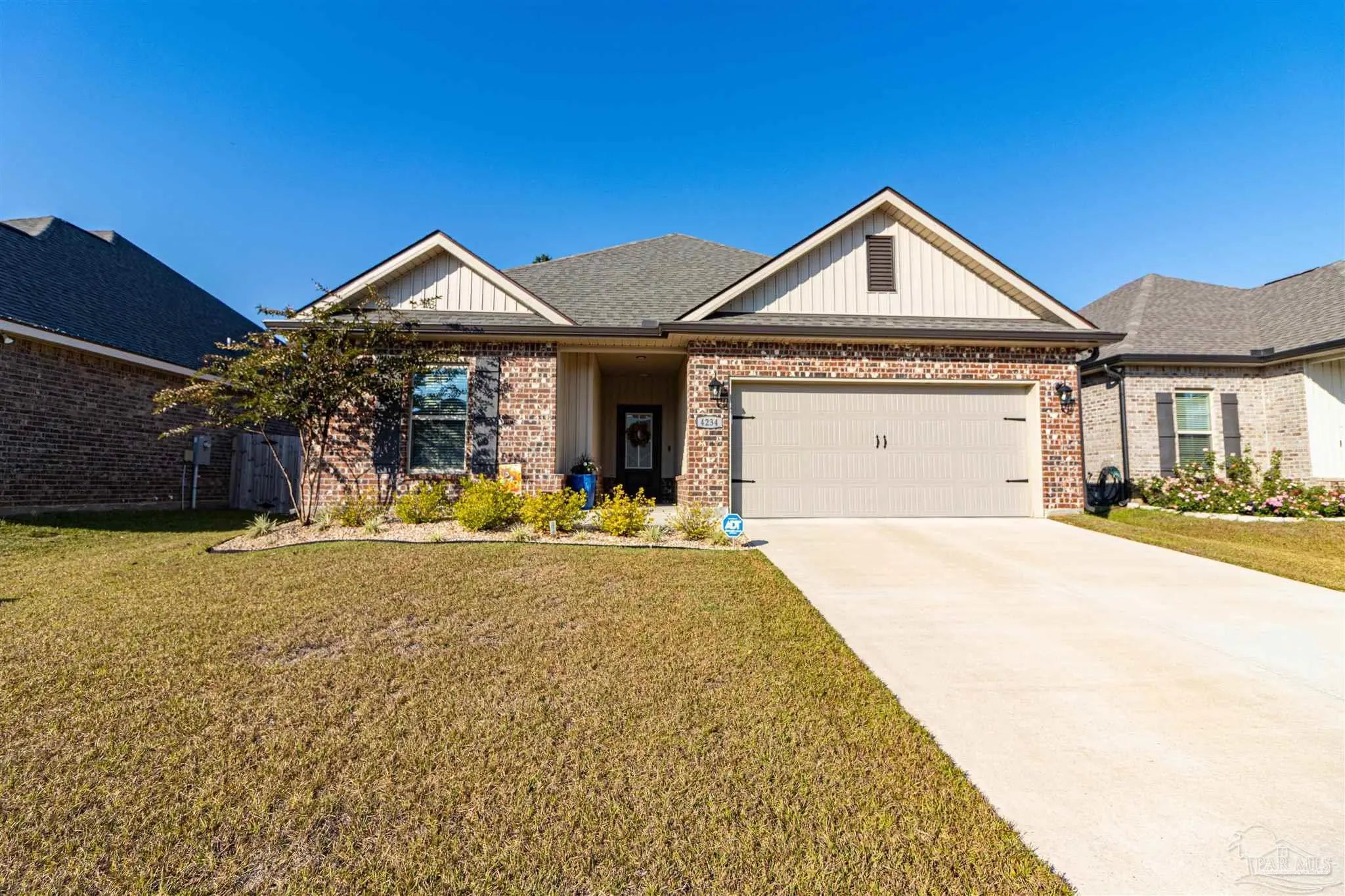 Photo of Listing #674045