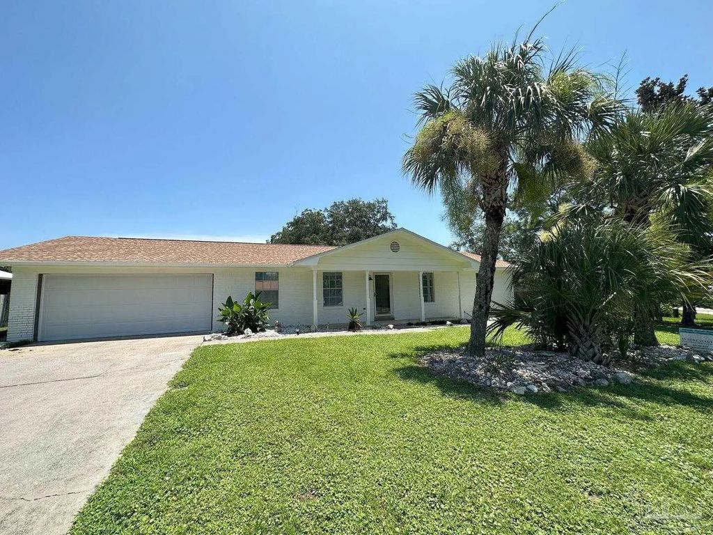 1406 Rancho Villa Dr, Gulf Breeze