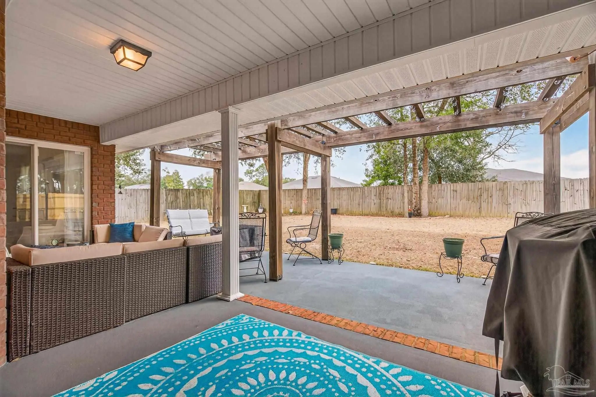 Photo of Listing #678085