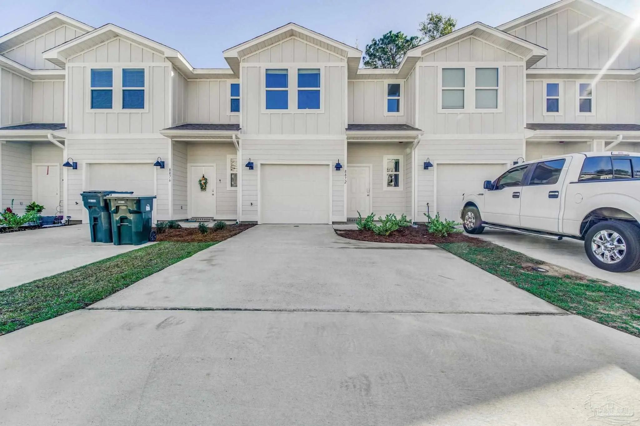Photo of Listing #685645
