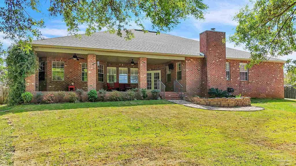 4401 Essex Terrace Cir, Pace