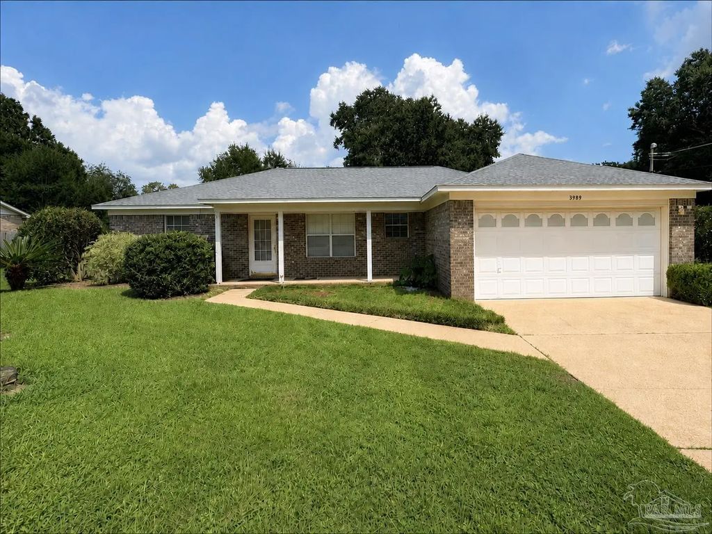 3989 Deerwood Cir, Pace