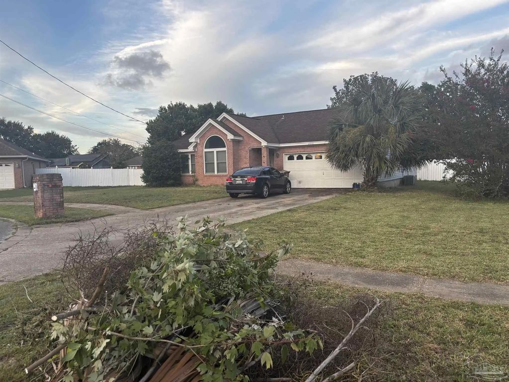2260 Kerra Ln, Navarre