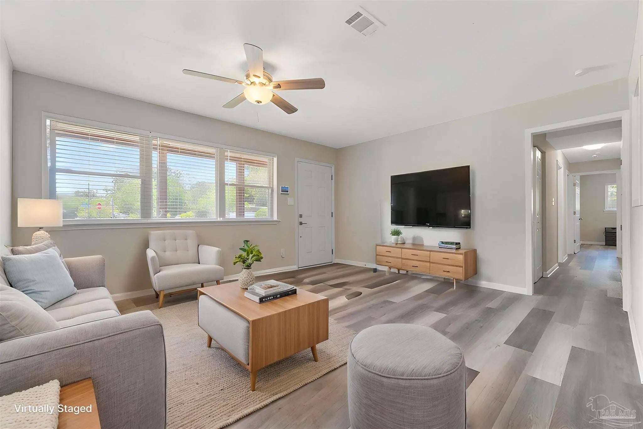 Photo of Listing #667898