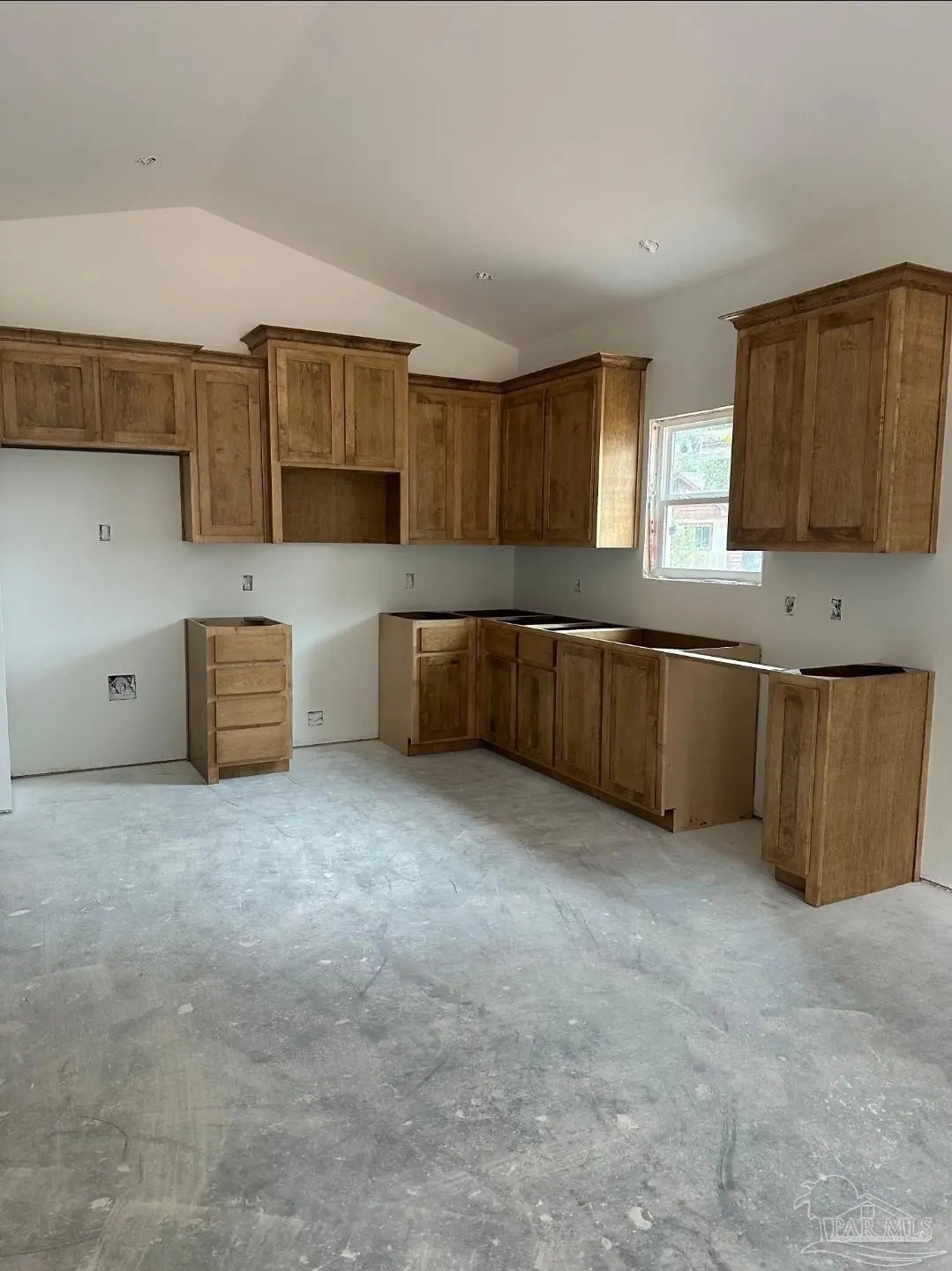 Photo of Listing #677945