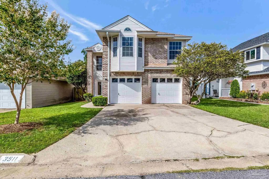 3511 Silvertree Ln, Pensacola
