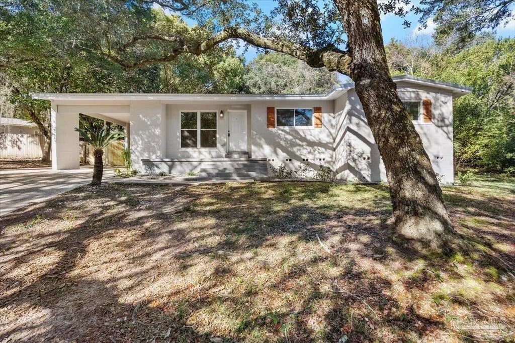 5149 Crestwood Rd, Pensacola