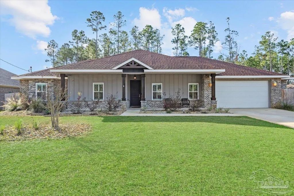 7497 Rexford St, Navarre