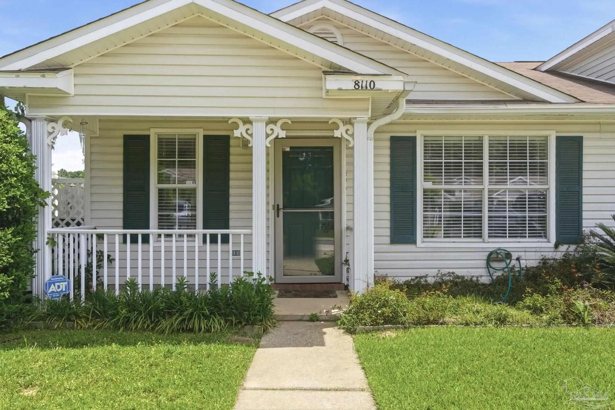 Photo of Listing #680752