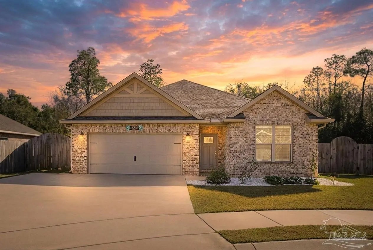 Photo of Listing #676432