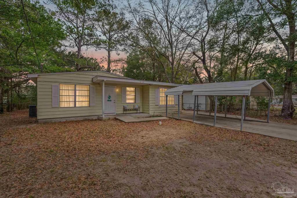 1004 Medford Ave, Pensacola