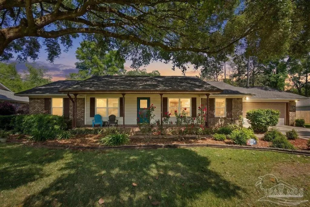5132 Rowe Trl, Pace