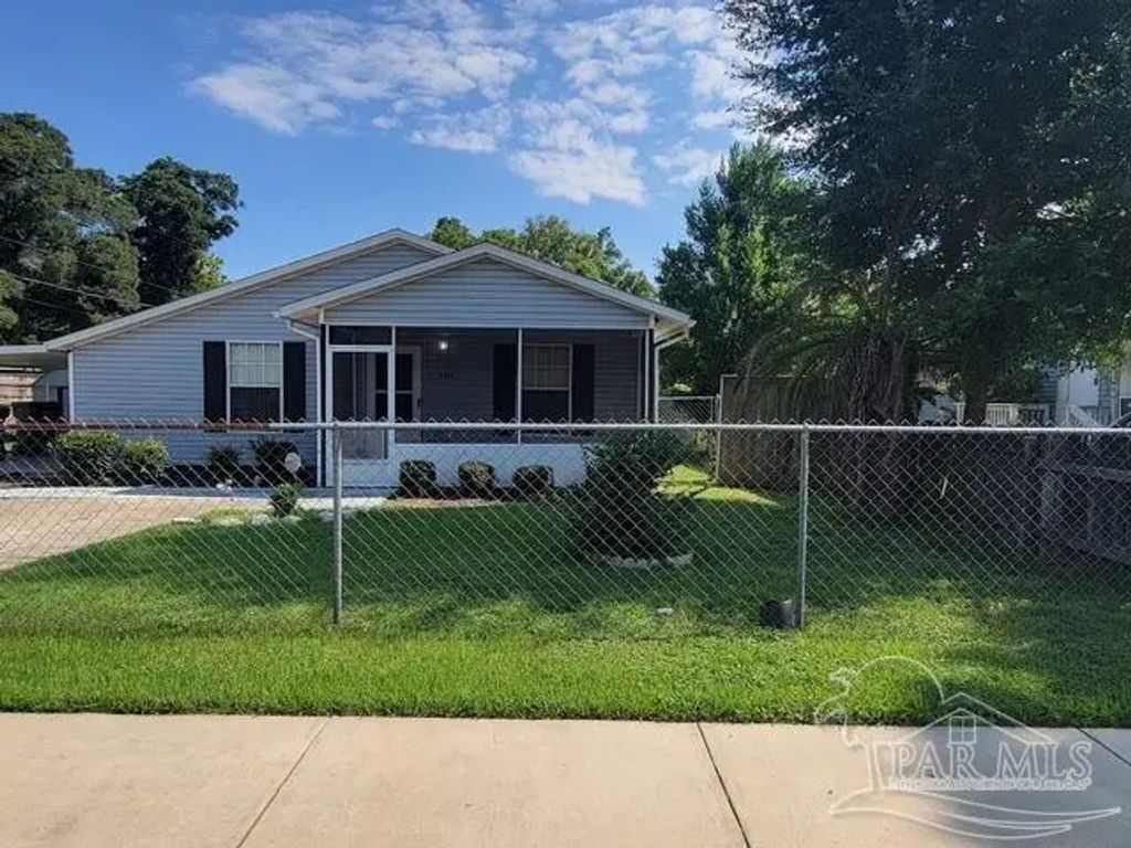 2301 W Mallory St, Pensacola