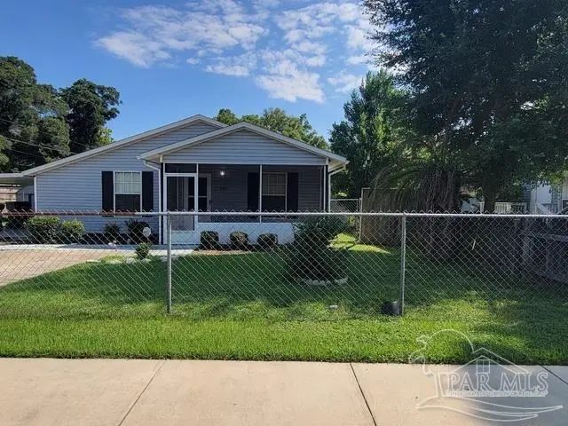 Photo of Listing #687382