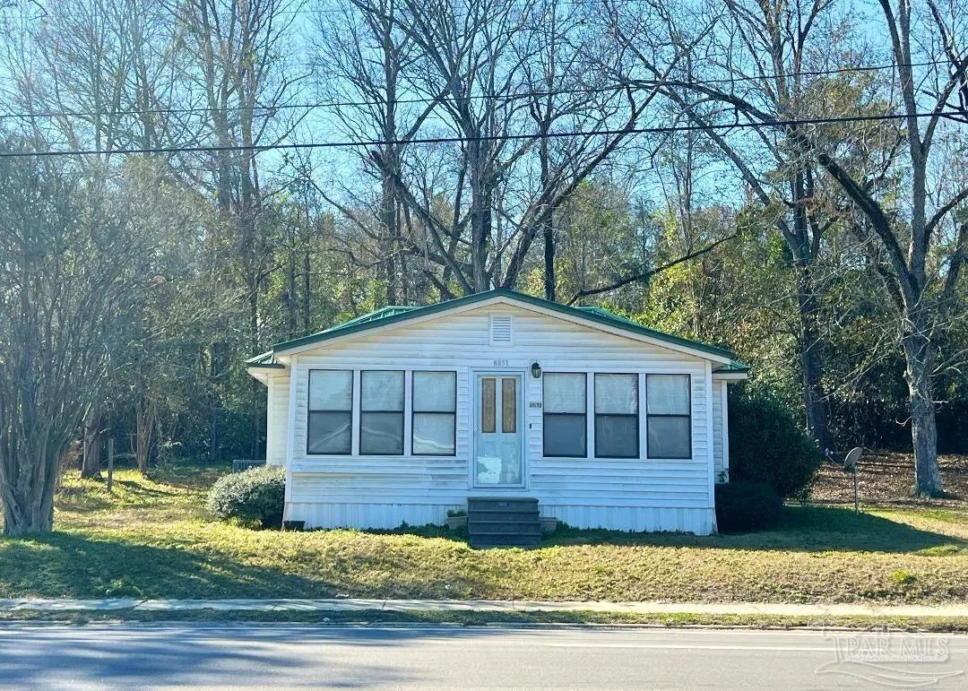 Photo of Listing #676983