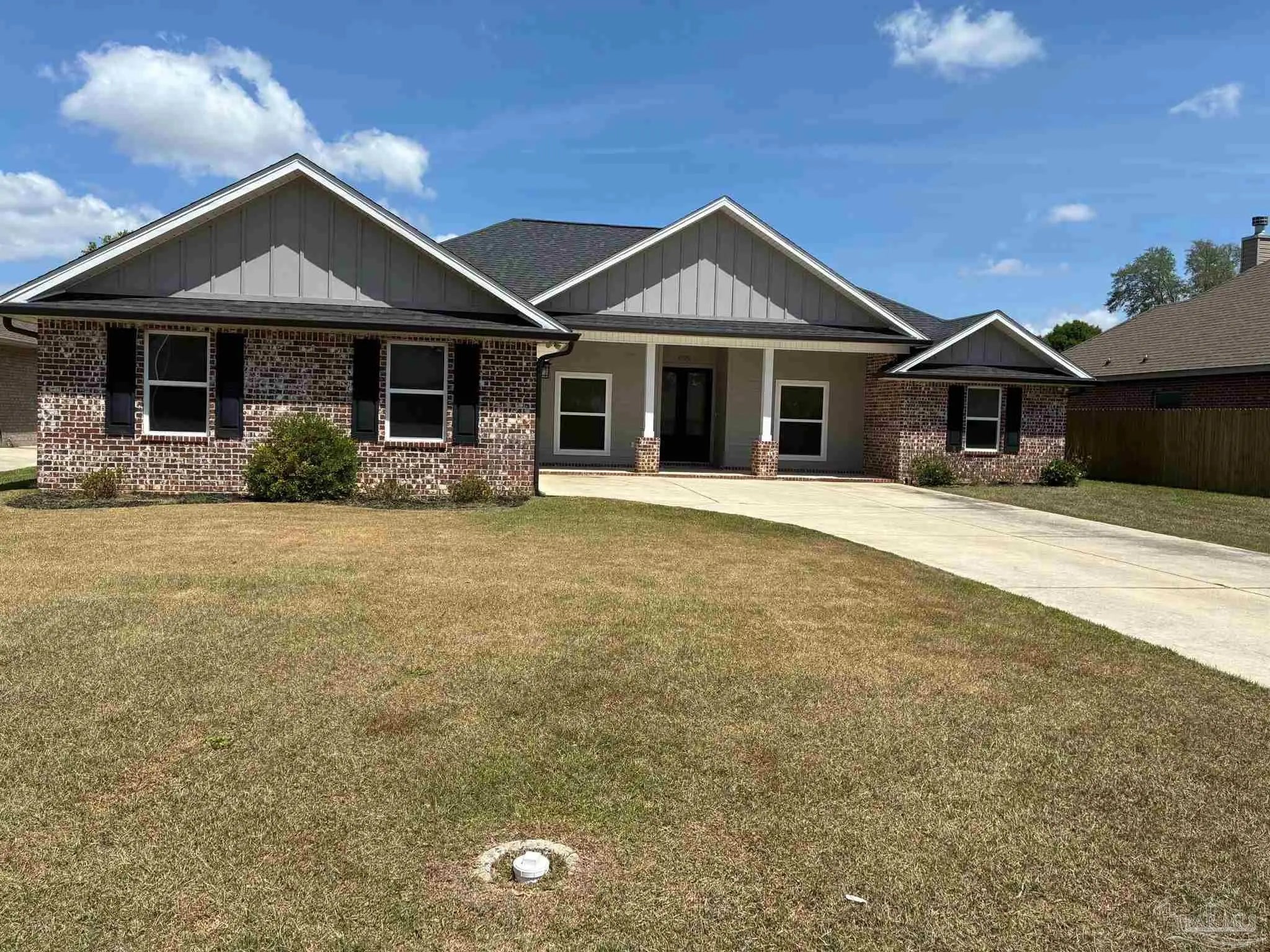 Photo of Listing #681372