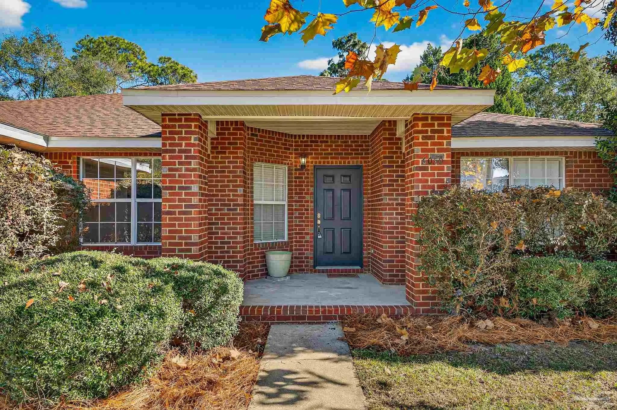 Photo of Listing #674835