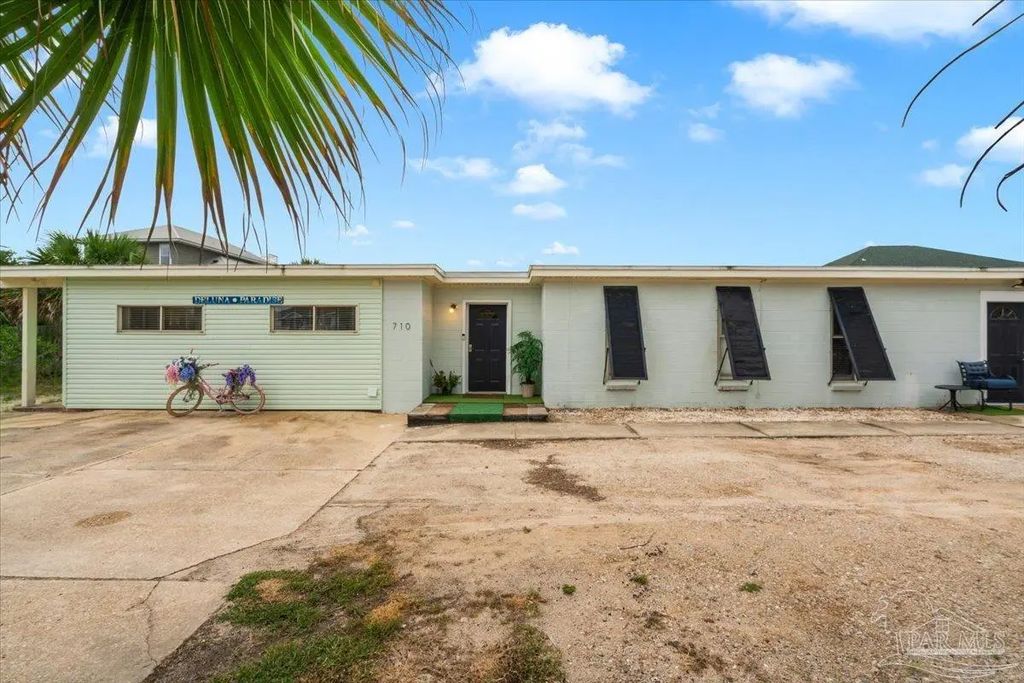 710 Via Deluna Dr, Pensacola Beach