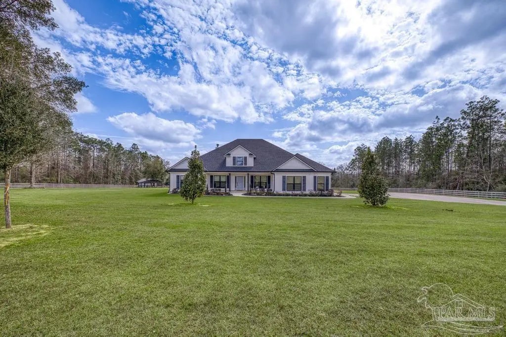 Photo of Listing #678883