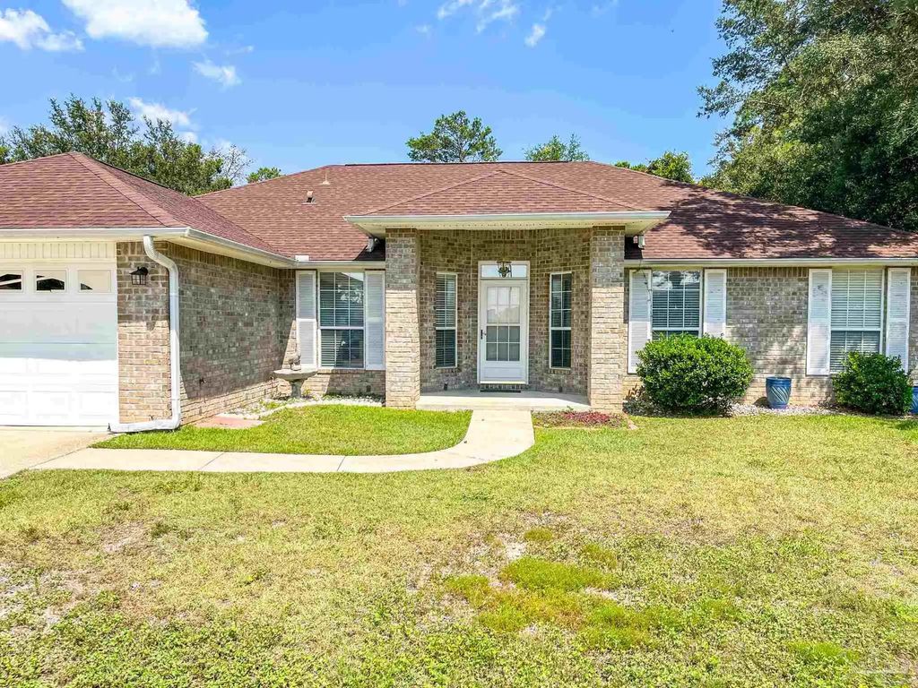 2533 Jibe Dr, Pensacola