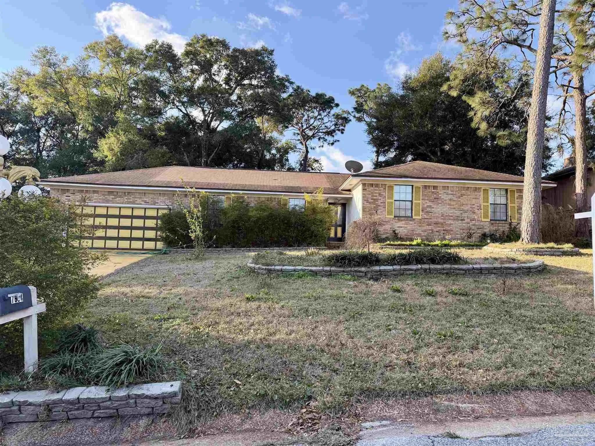 Photo of Listing #676955