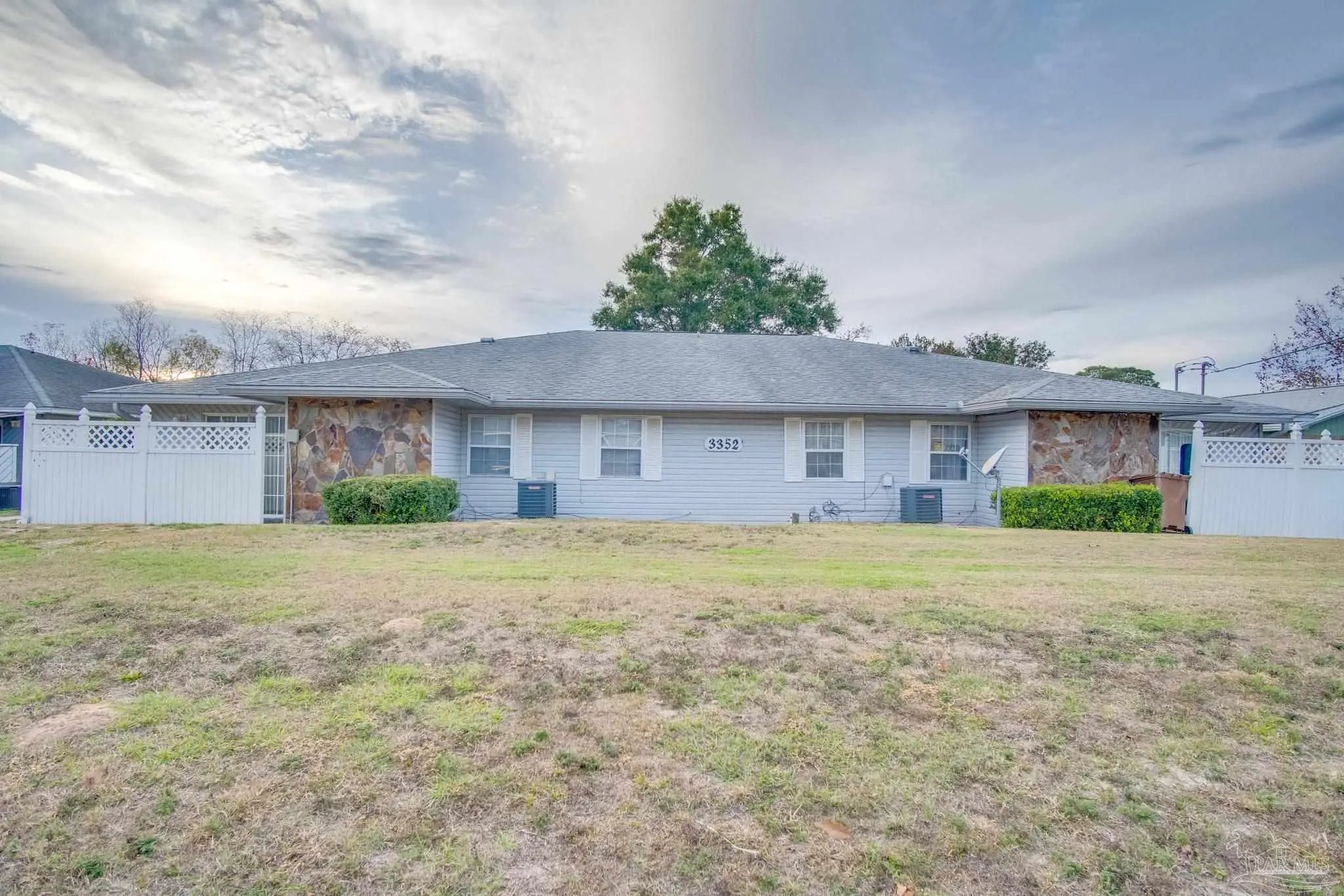 Photo of Listing #674731