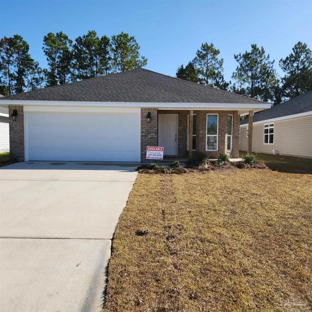 907 Pine Top Ln #1b, Cantonment