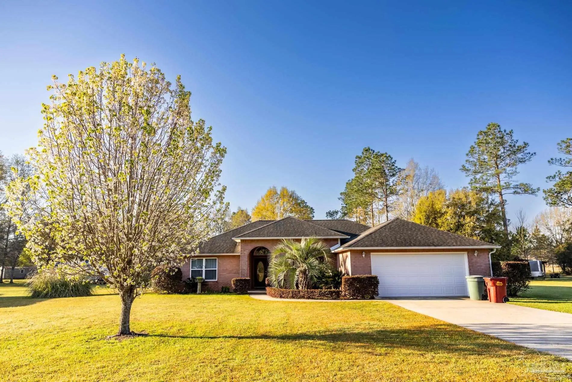 Photo of Listing #679274