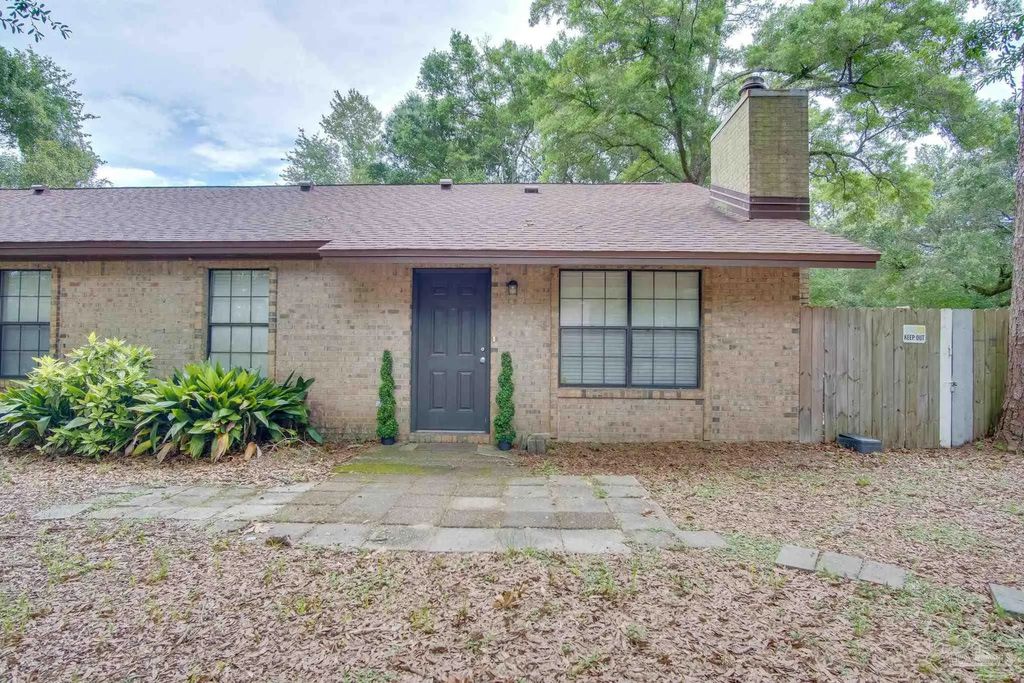 9345 Chisholm Rd #b-3, Pensacola