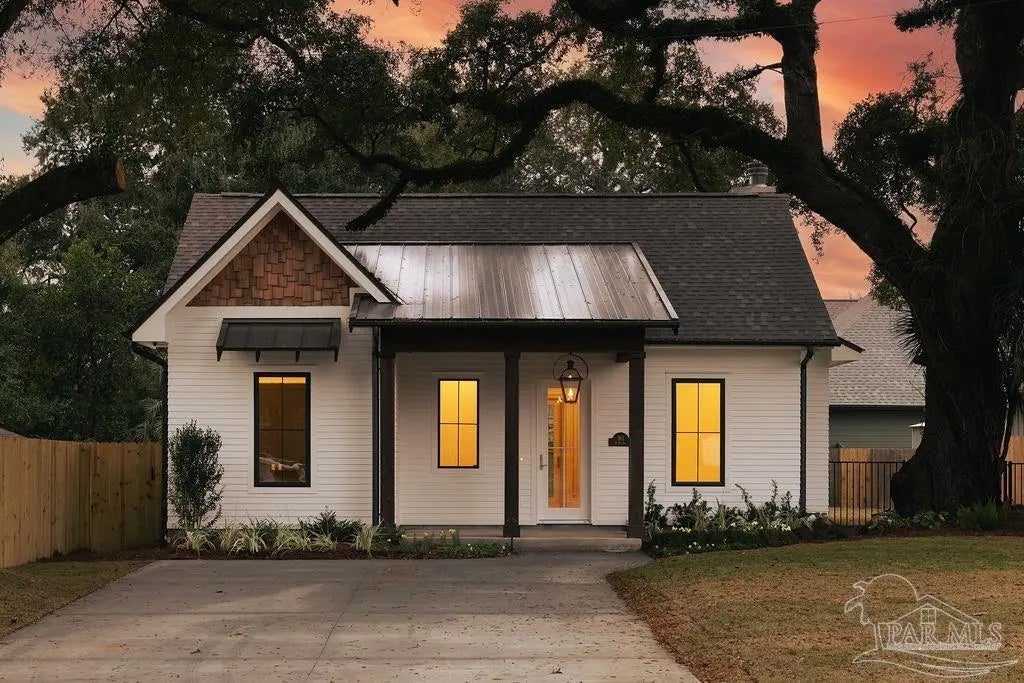 1811 N 8th Ave, Pensacola