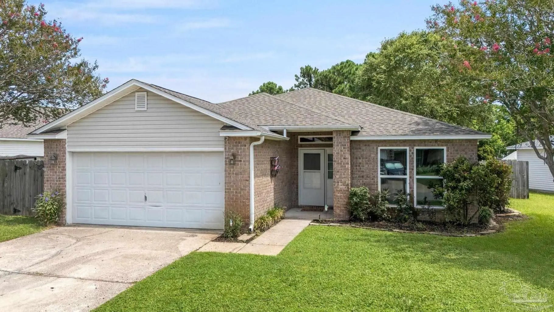 Photo of Listing #667065