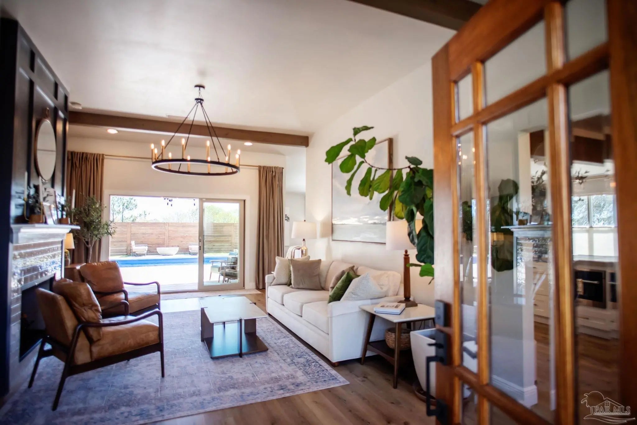 Photo of Listing #680094