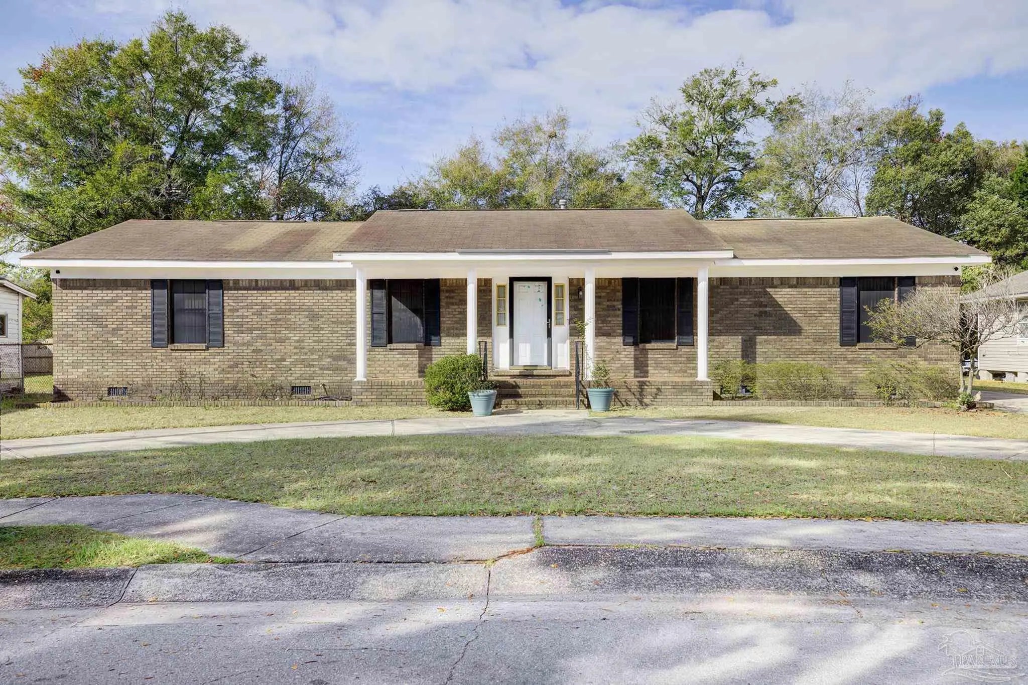 Photo of Listing #678066