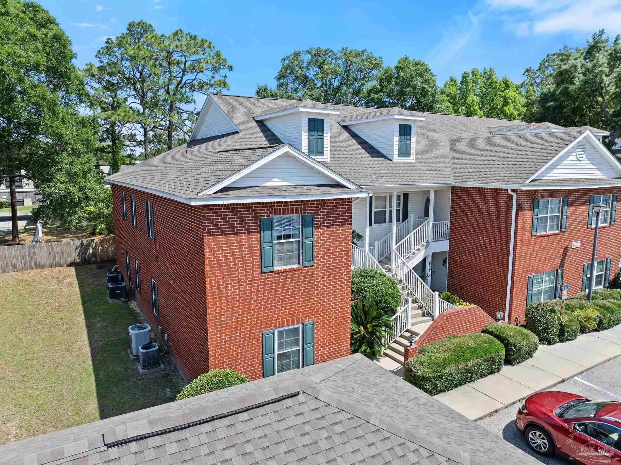 Photo of Listing #665062