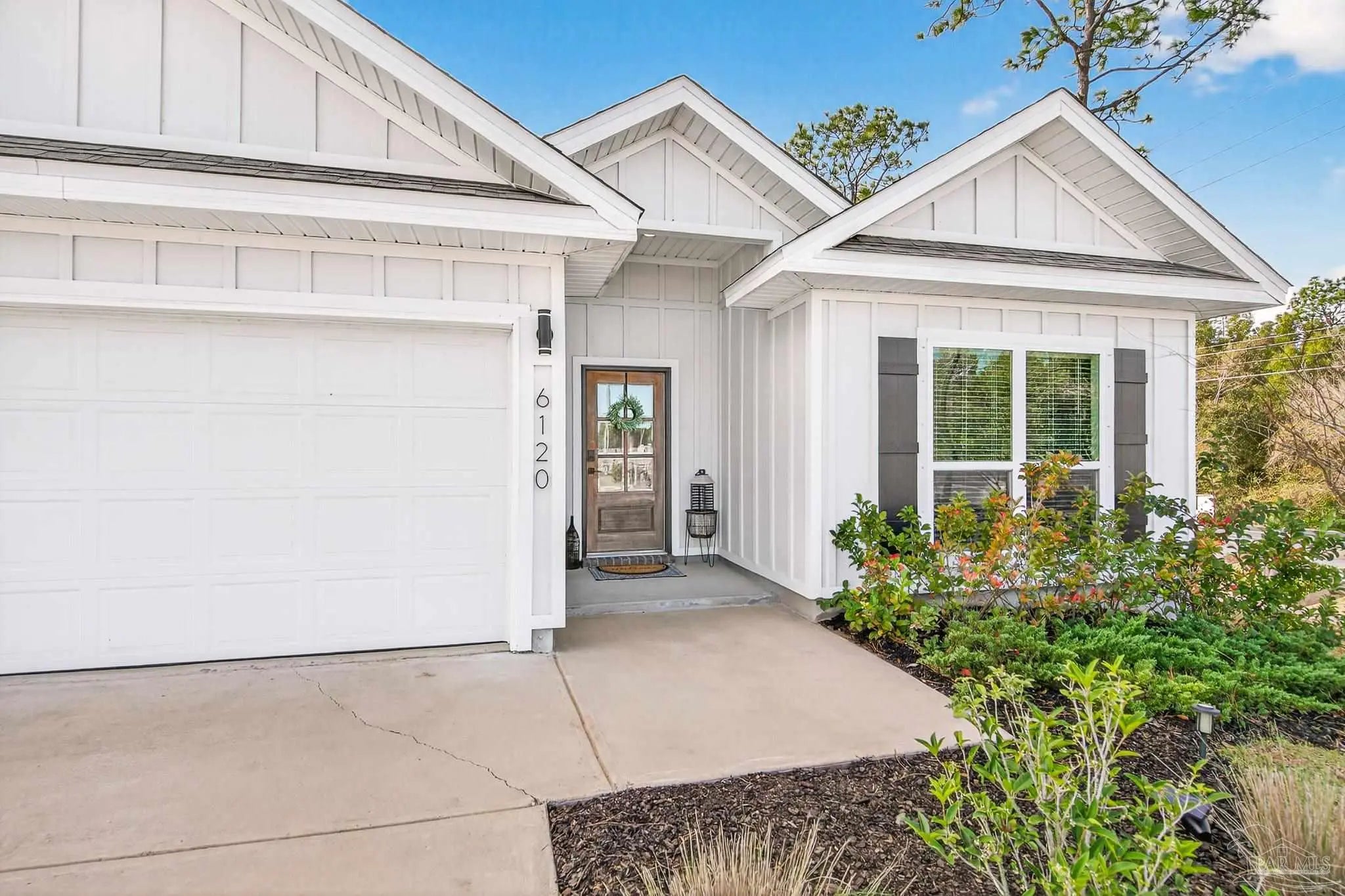 Photo of Listing #675470