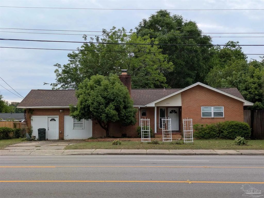 245 Airport Blvd, Pensacola