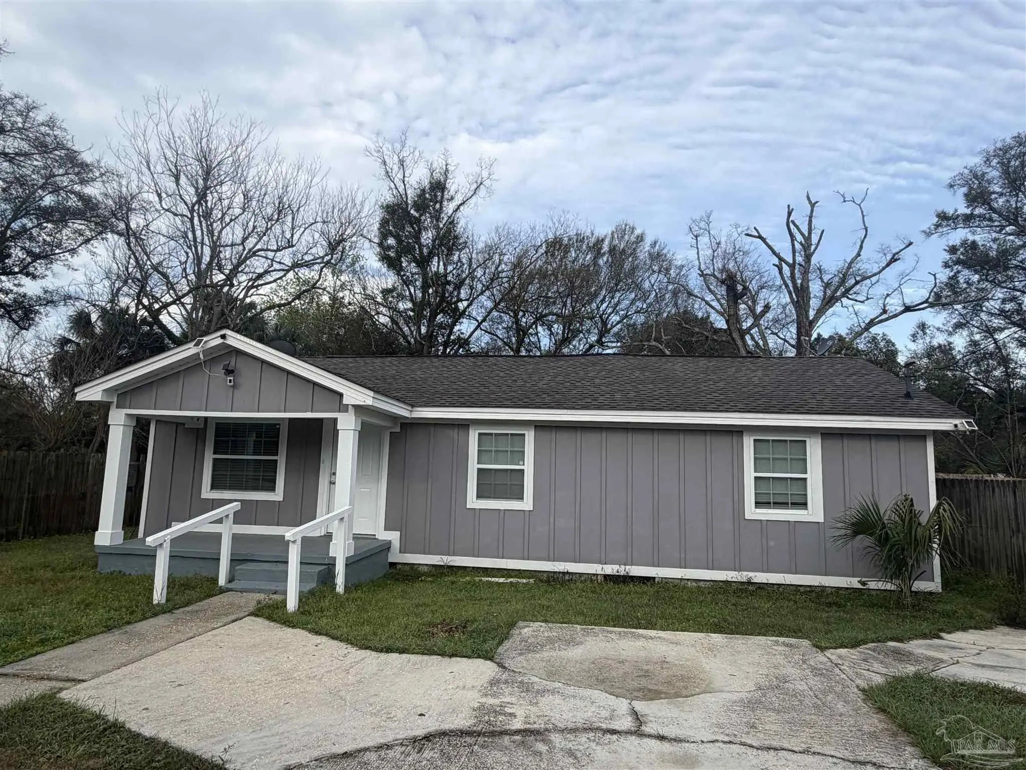 Photo of Listing #679009