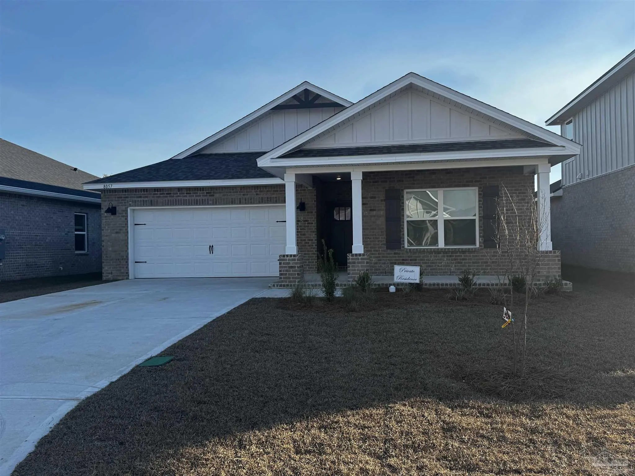 Photo of Listing #676900