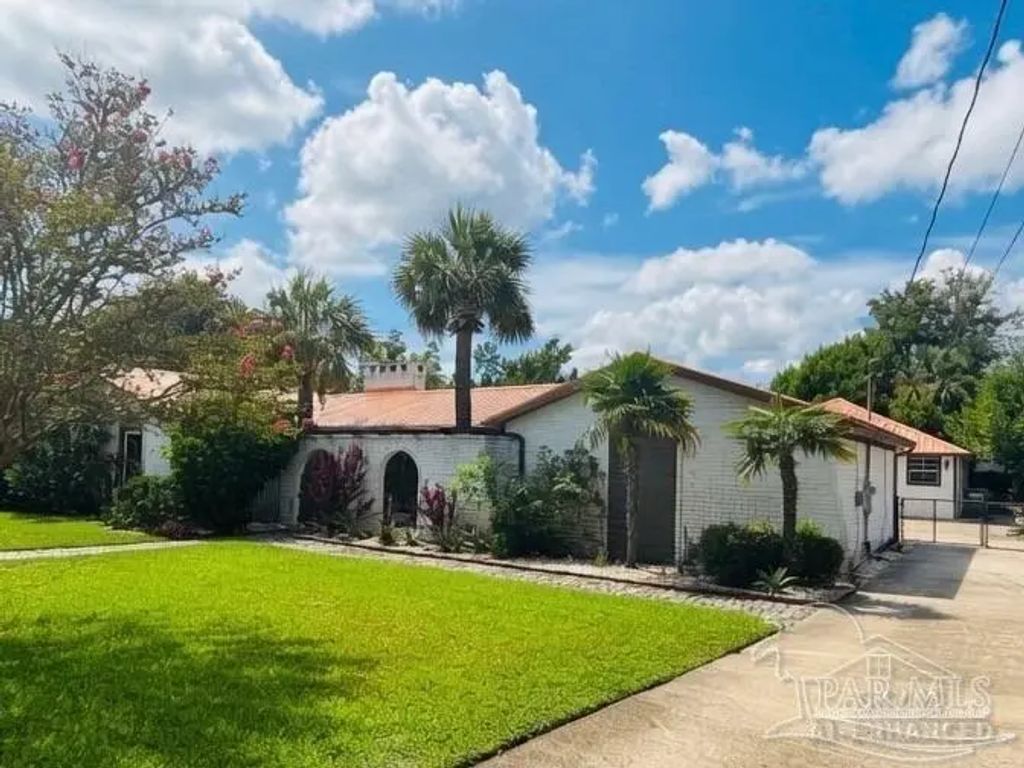 114 Fairpoint Dr, Gulf Breeze
