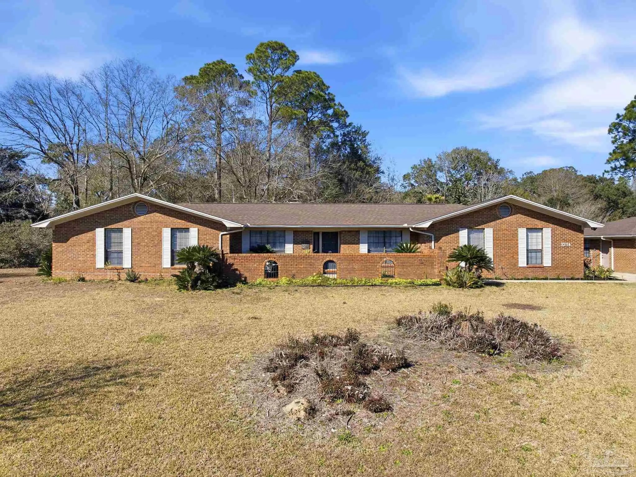 Photo of Listing #676478