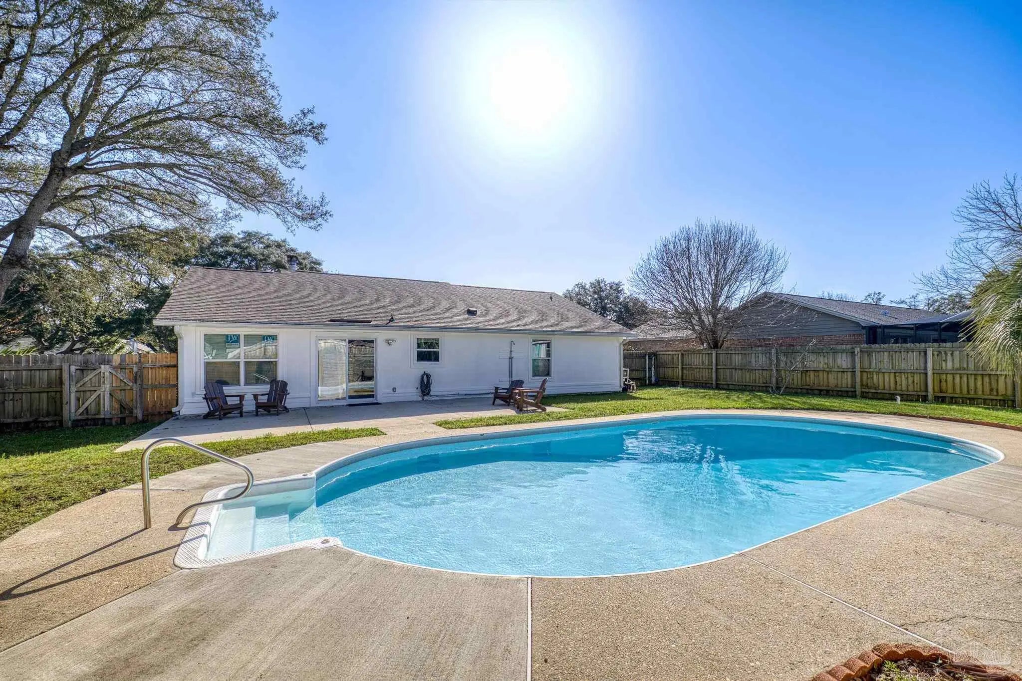 Photo of Listing #678824