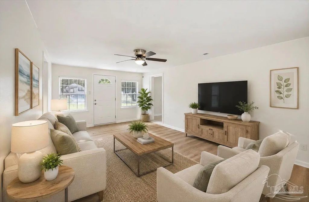 415 Colbert Ave, Pensacola