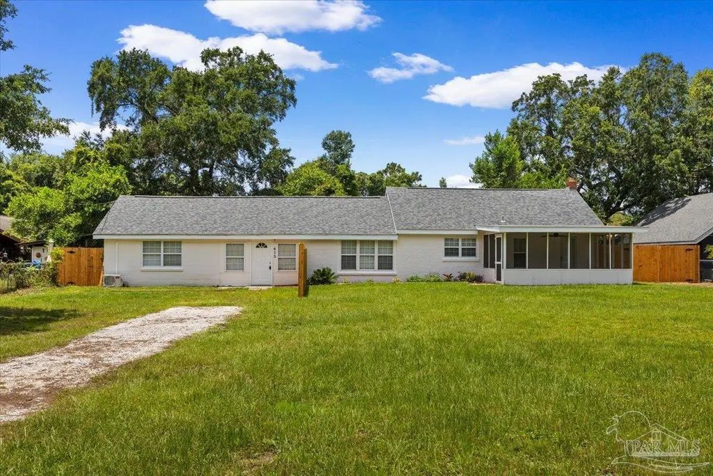 415 Colbert Ave, Pensacola