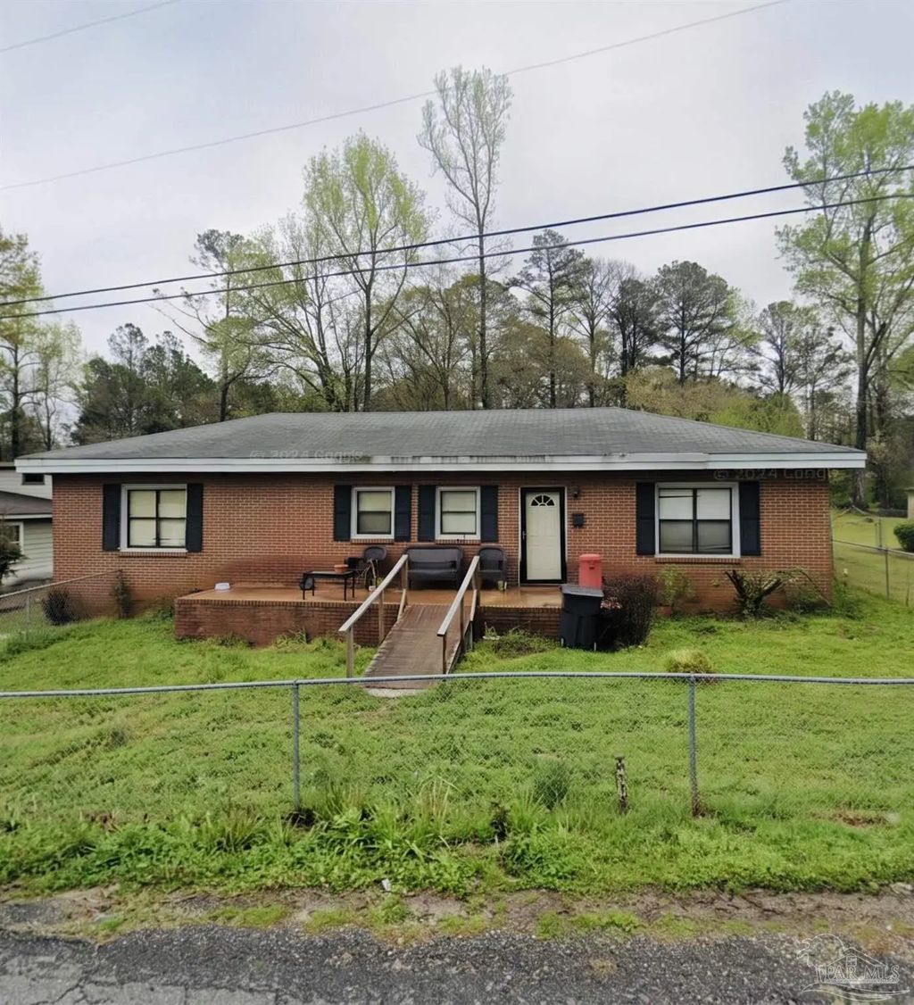 321 Mary Ave, Alexander City