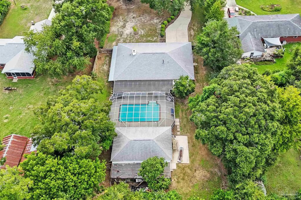 720 N 77th Ave, Pensacola